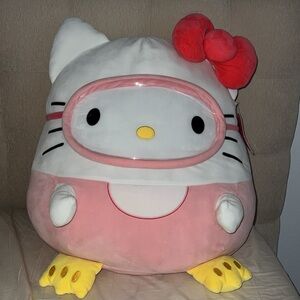 Brand New Hello Kitty Big Scuba Squishmallow